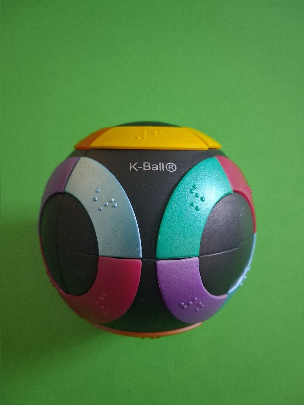 K-BALL 3D brain logic ball twist type puzzle toy approx 3"